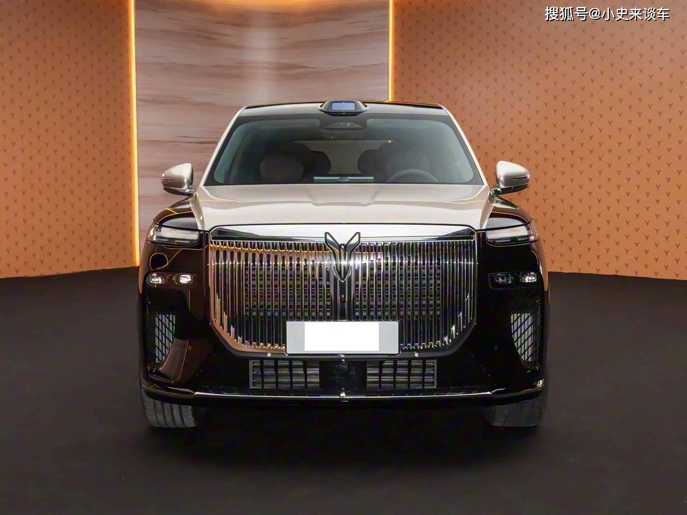 插混大型SUV成“攬勝”接班人!車長超5米2,配三腔氣懸+后輪轉向