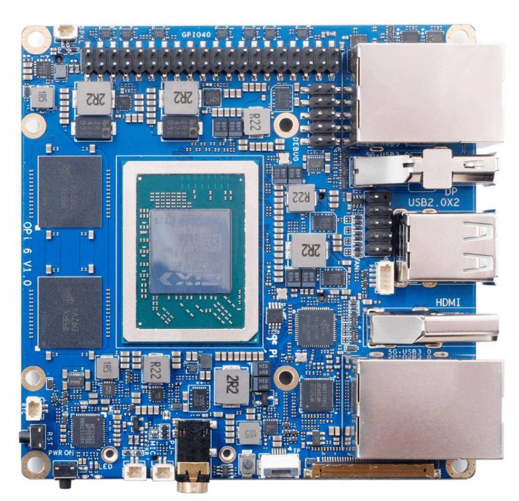 開發板、筆記本、NAS,多款終端亮相此芯科技2025生態大會