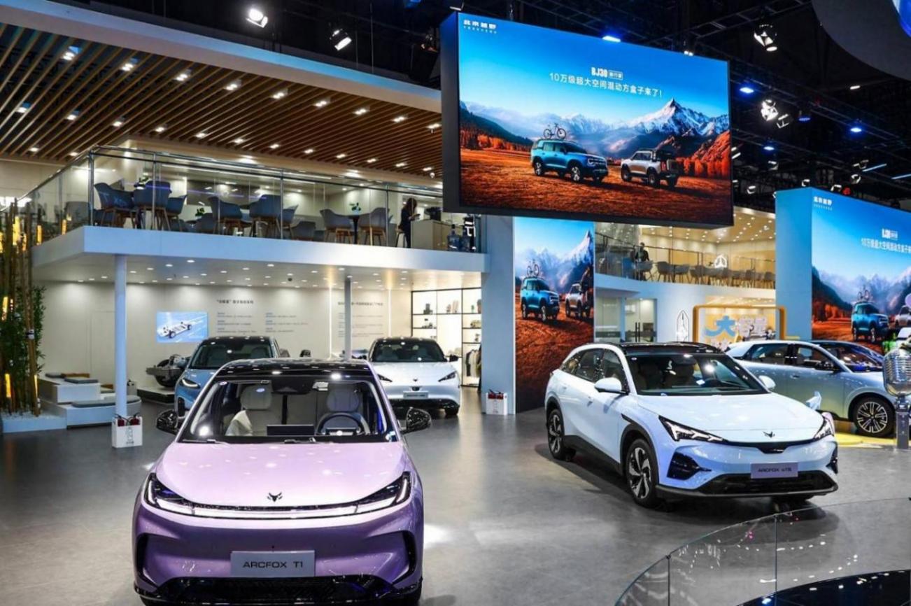 舒適性PK:極狐T1和吉利星愿誰更懂家庭需求